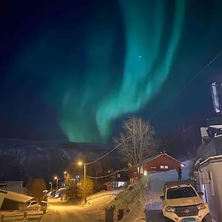 Aurora Very Close To Cable Car And Sherpatrappa