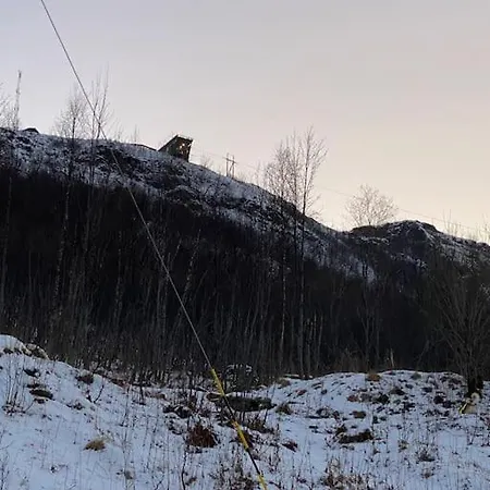 Aurora Very Close To Cable Car And Sherpatrappa Apartman *