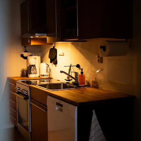 Aurora Very Close To Cable Car And Sherpatrappa Apartman