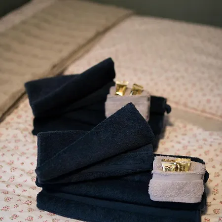 Aurora Very Close To Cable Car And Sherpatrappa Tromsø